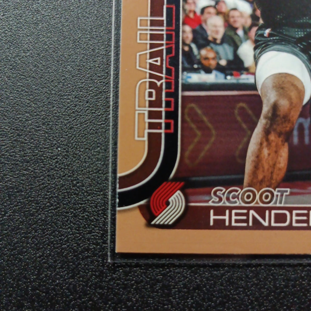 # /2025 Gold Topps Basketball 2025-26 Card Scoot Henderson 0072/2025 Case Hit