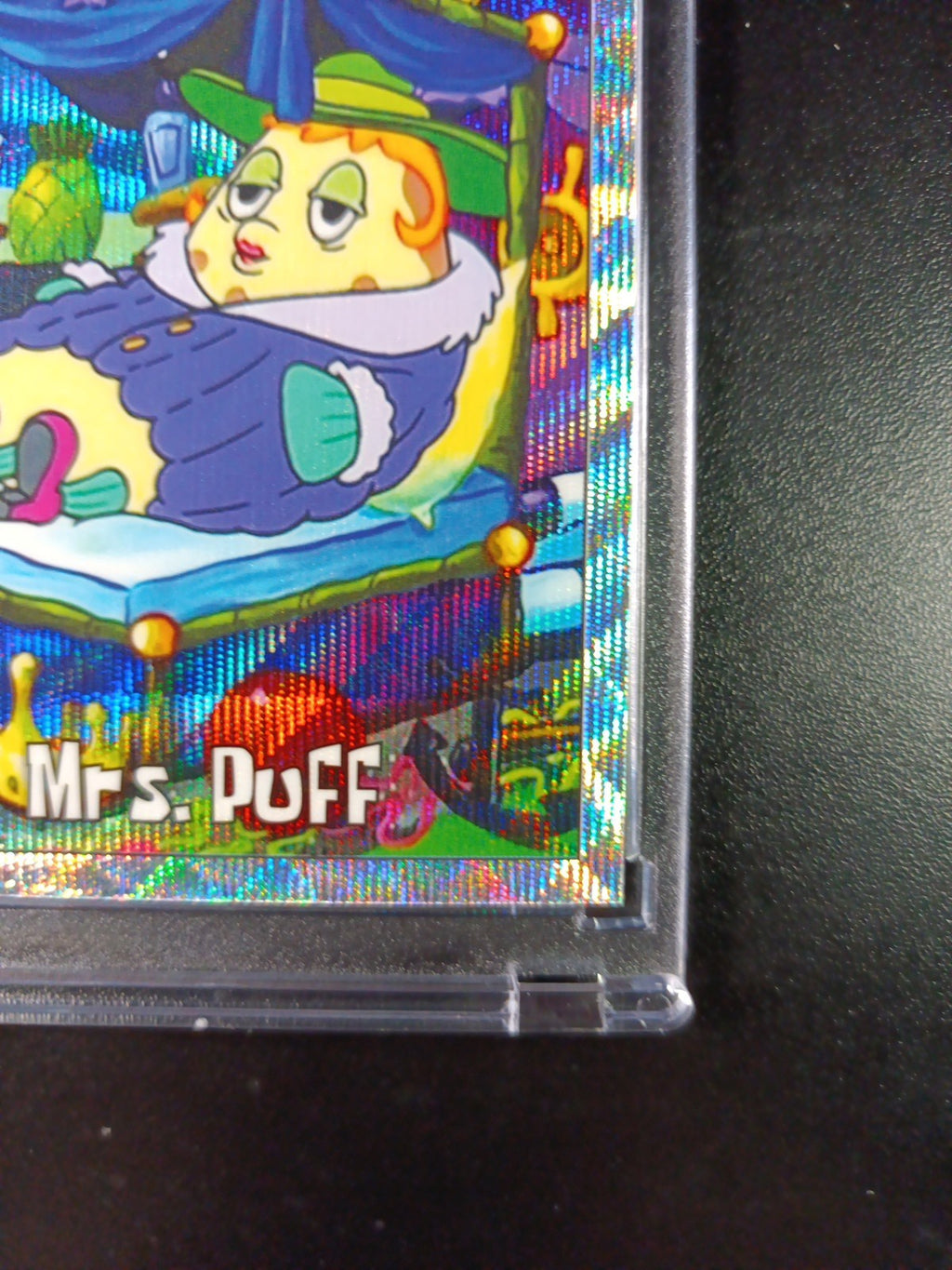 SpongeBob # 62/175 Silver Wave Refractor Mrs. Puff Relaxing Card Topps /175