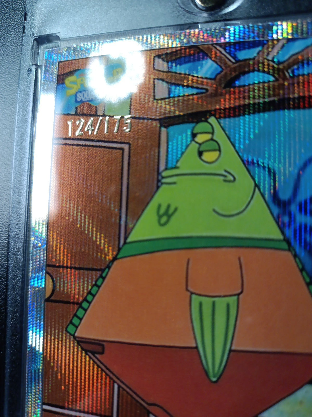SpongeBob # 124/175 Silver Wave Refractor Flats The Flounder Card Topps /175