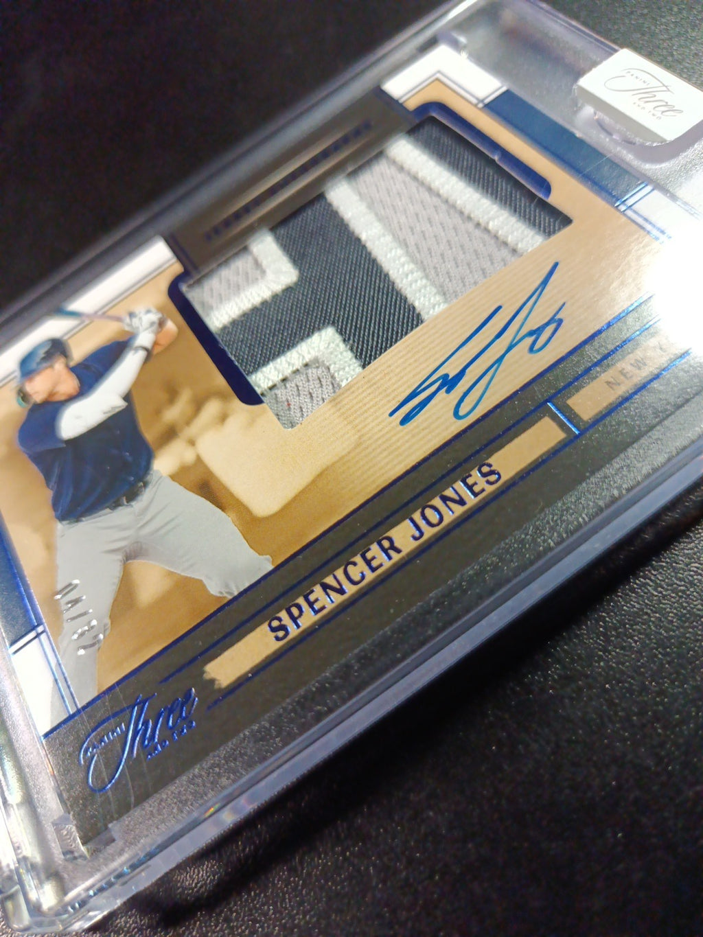 # 4/32 On Card Autograph Game Used Jersey Spencer Jones Yankees Baseball Panini 