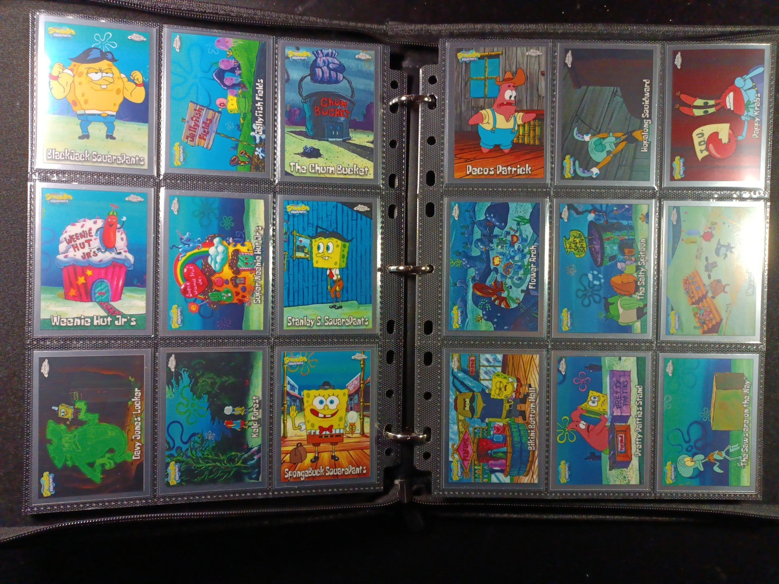 SpongeBob Cards Full Set # 1-200 Every Card In Padded Zipper Binder Topps Chrome