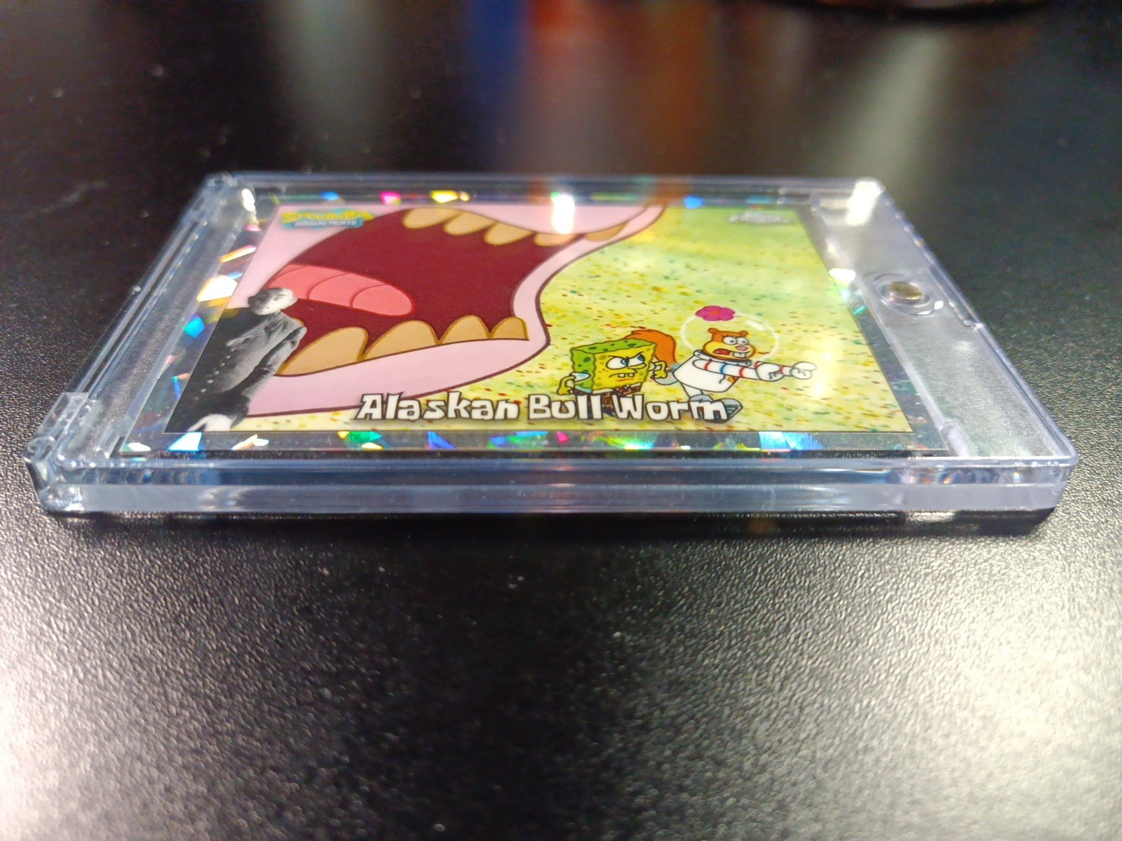 SpongeBob #1/25 Night Shift Manager Alaskan Bull Worm Cracked Ice Prizm Case Hit