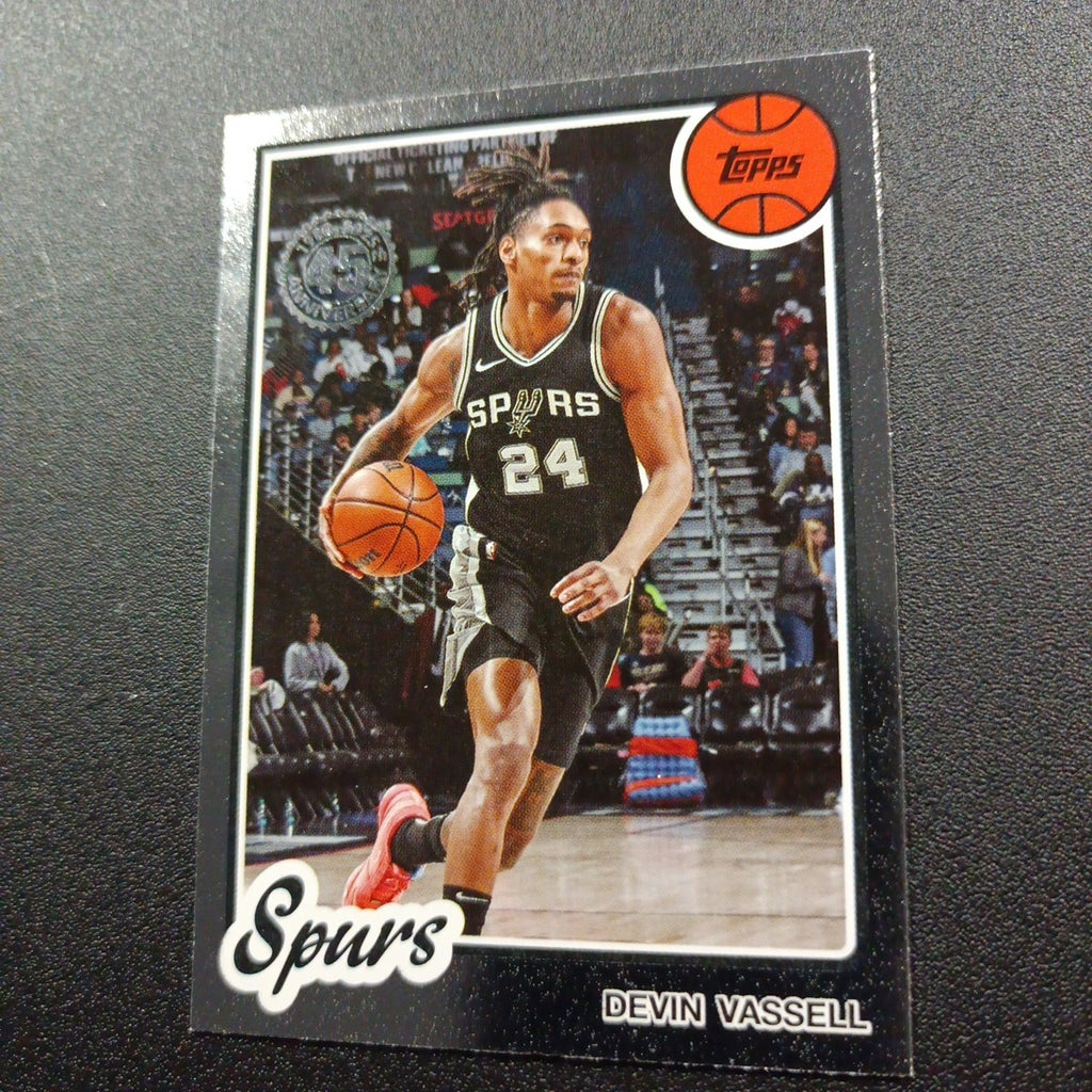 2025-26 Topps Basketball Card Devin Vassell Silver Foil 45th Anniversary