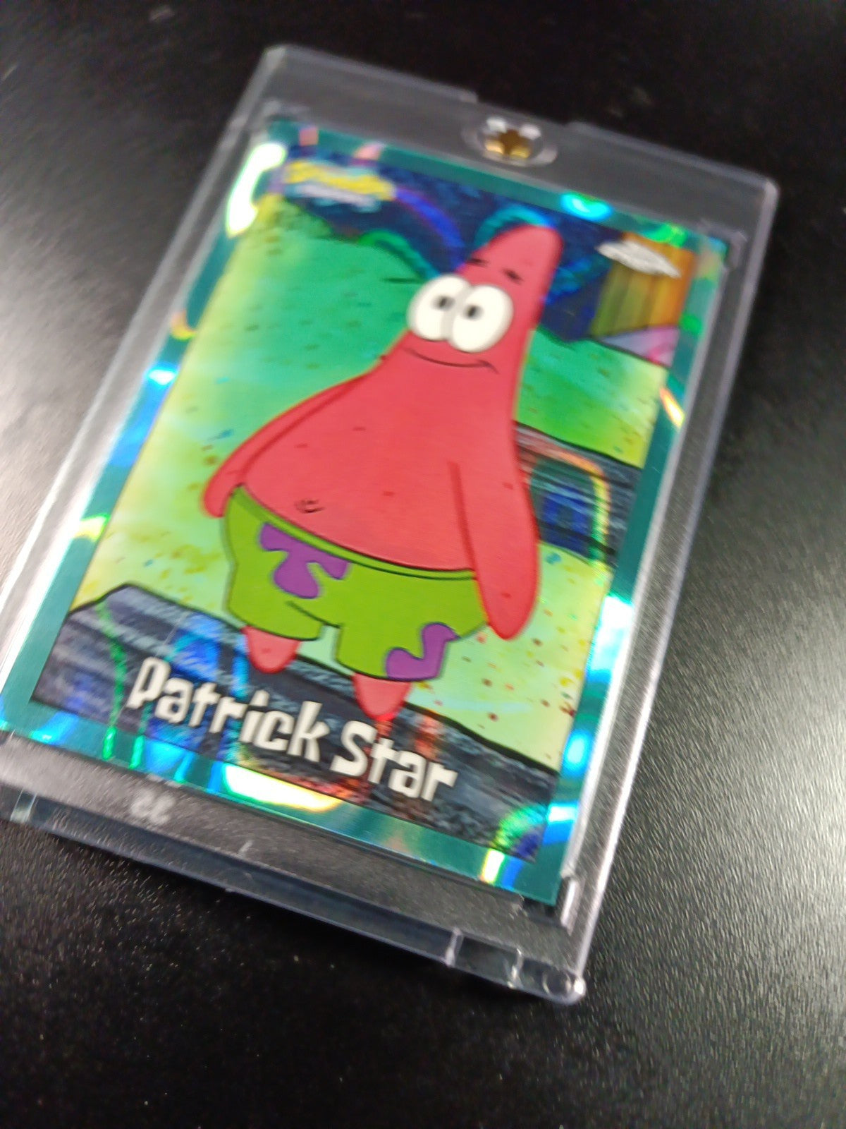 SpongeBob # 31/199 Patrick Star Aqua Lava Refractor Card Topps Case Hit /199