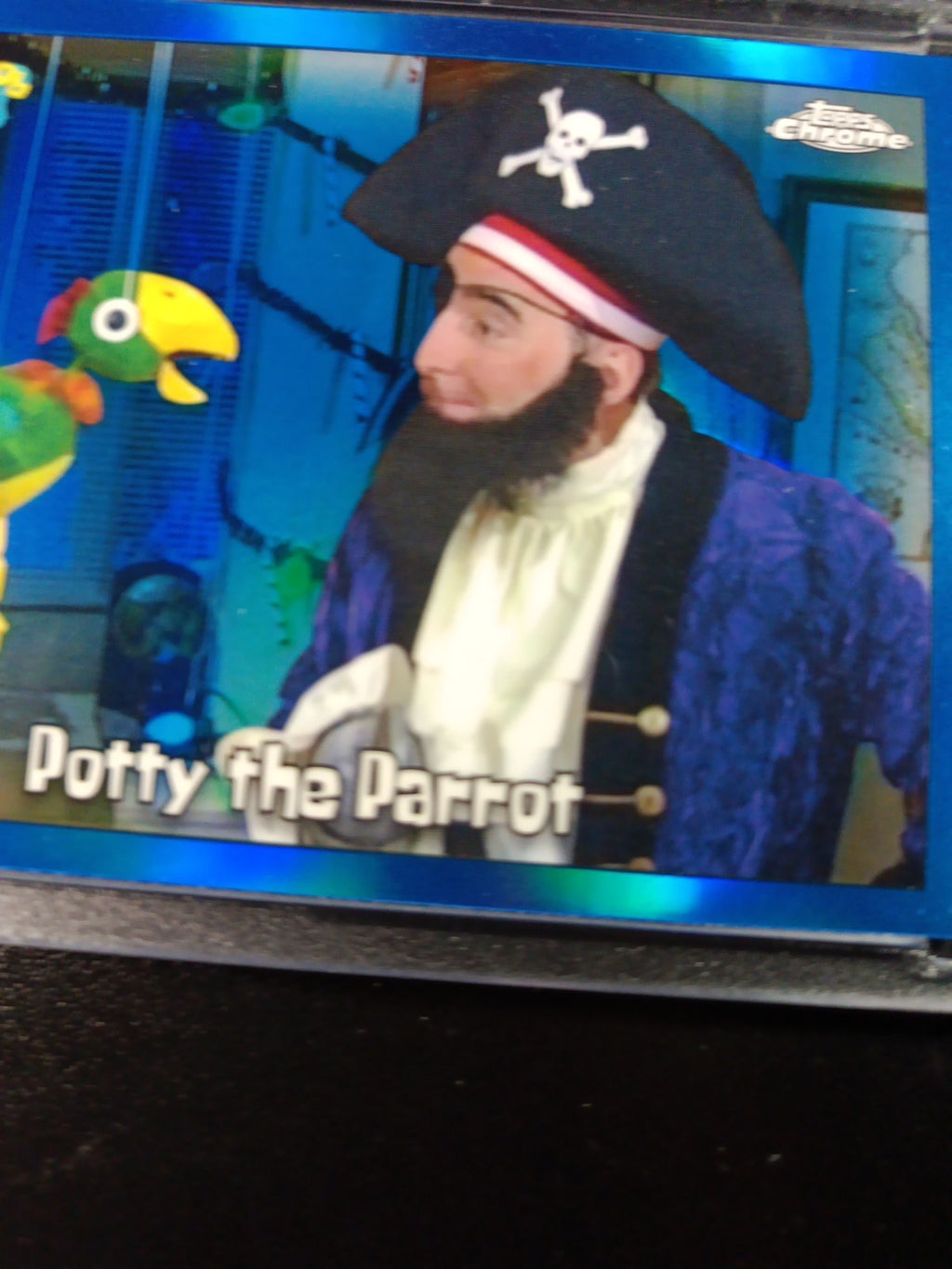 SpongeBob 63/150 Potty The Parrot Patchy The Pirate Blue Refractor Card /150