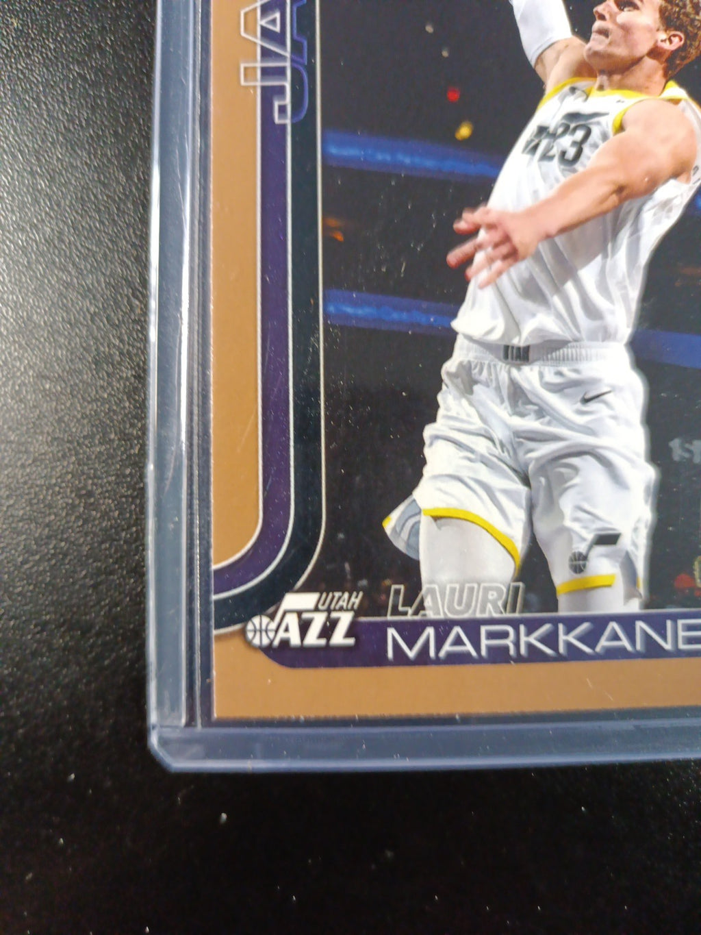 # /2025 Gold Topps Basketball 2025-26 Card Lauri Markkanen 515/2025 Case Hit