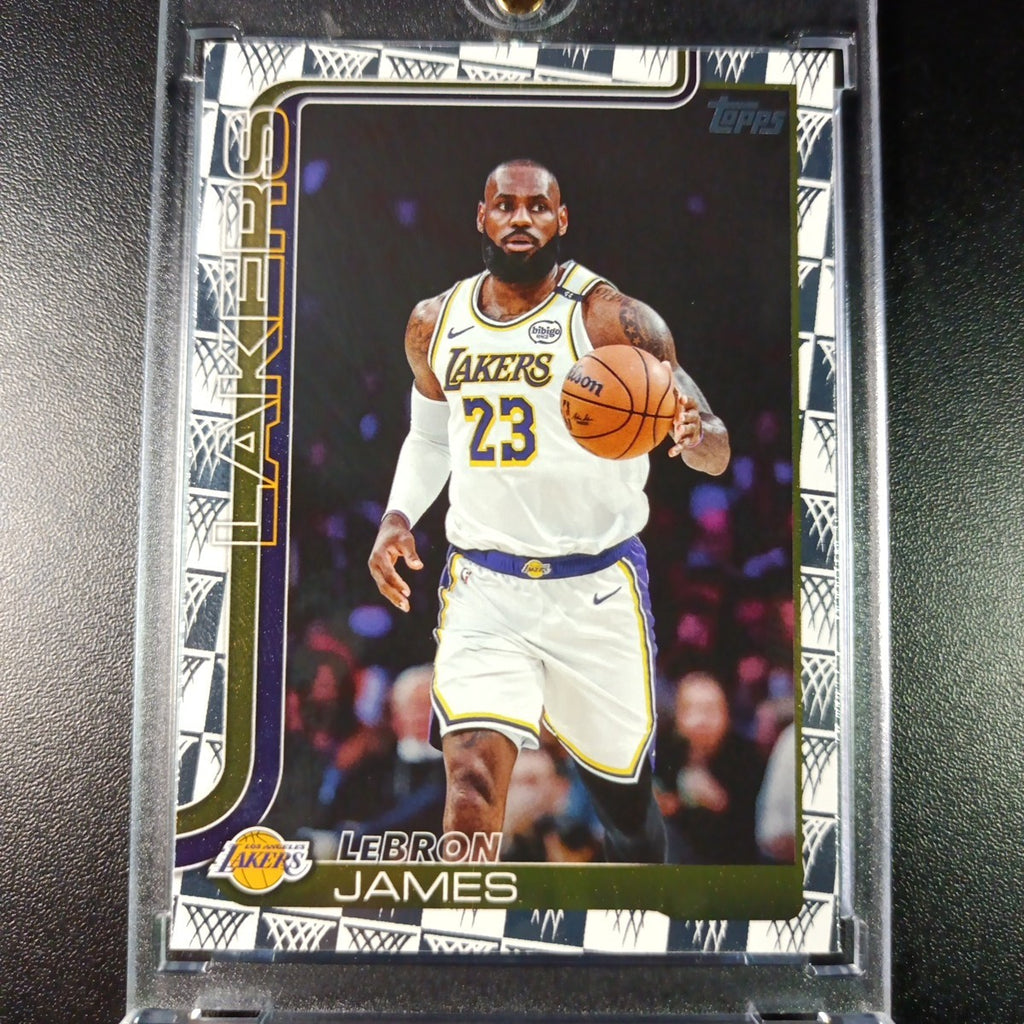 LeBron James Season Tip Off Gold Foil Card 2025-26 Topps Basketball Card Lakers