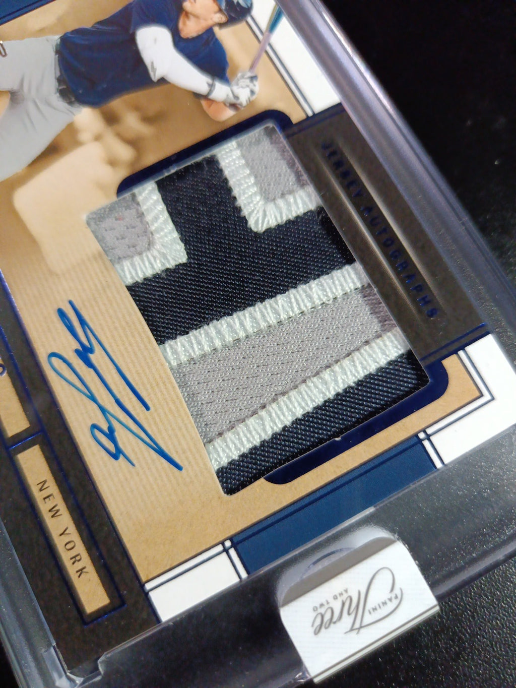 # 4/32 On Card Autograph Game Used Jersey Spencer Jones Yankees Baseball Panini 