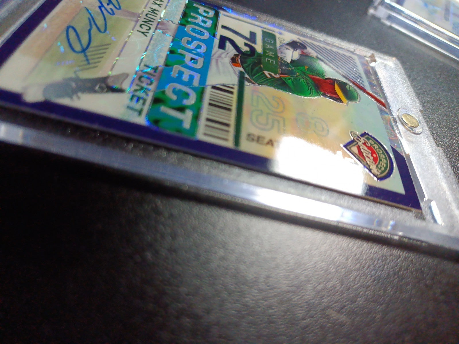 # /49 Error Card Autograph Dodgers Max Muncy Rookie World Series Baseball Card