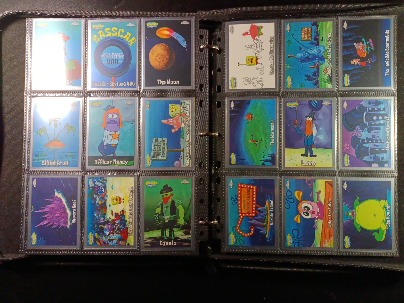 SpongeBob Cards Full Set # 1-200 Every Card In Padded Zipper Binder Topps Chrome