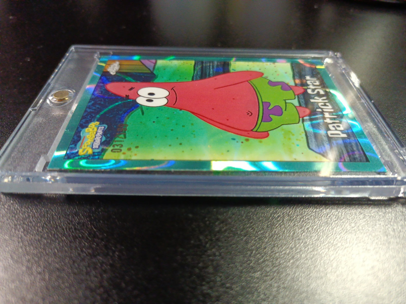 SpongeBob # 31/199 Patrick Star Aqua Lava Refractor Card Topps Case Hit /199