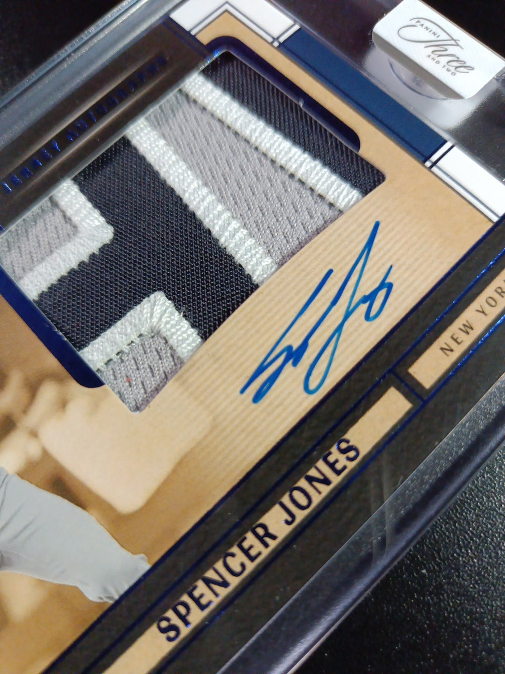 # 4/32 On Card Autograph Game Used Jersey Spencer Jones Yankees Baseball Panini 